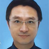 張 岳